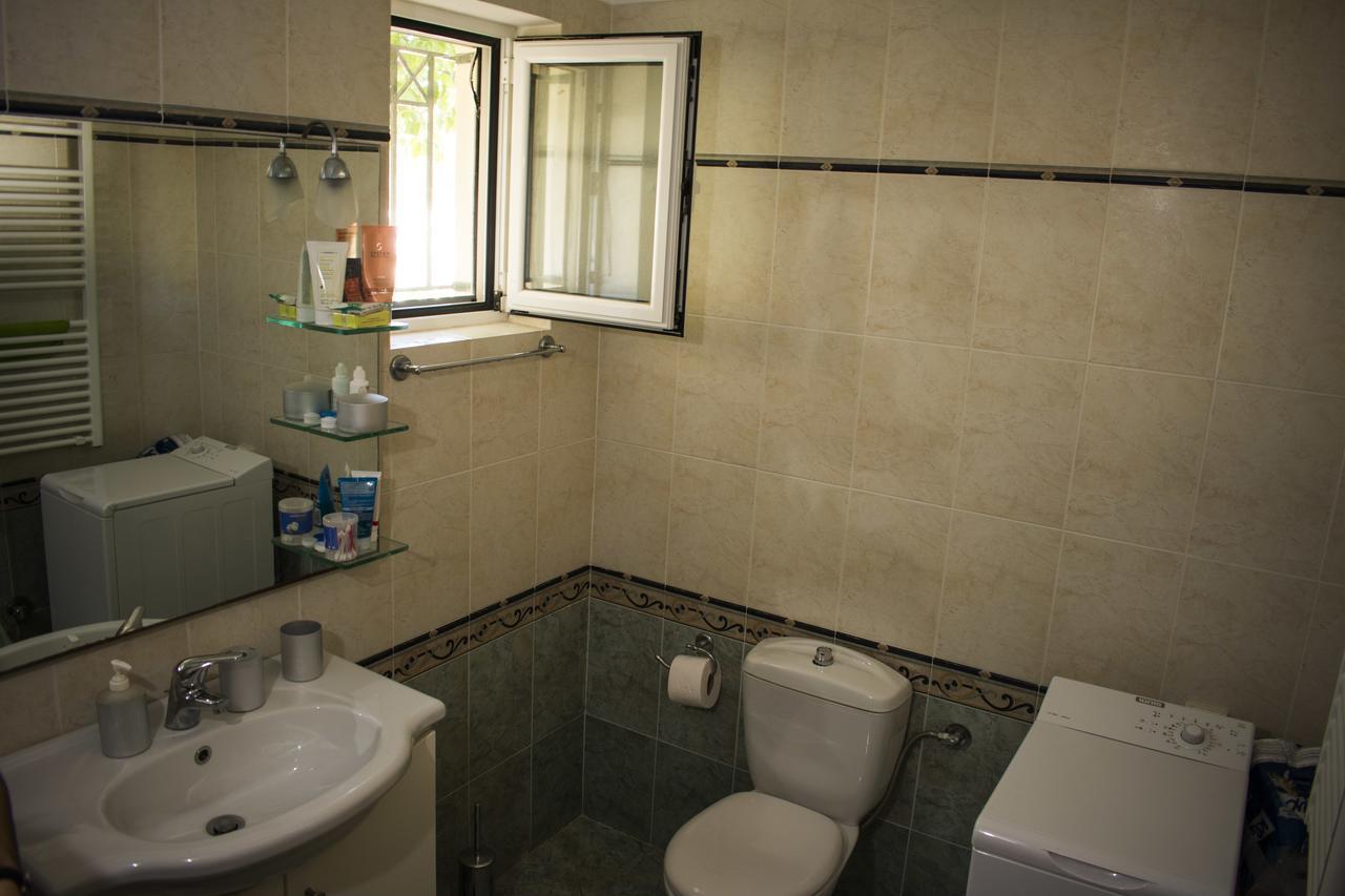 Hostal Anavyssos Garden House Palaiá Fókaia Exterior foto