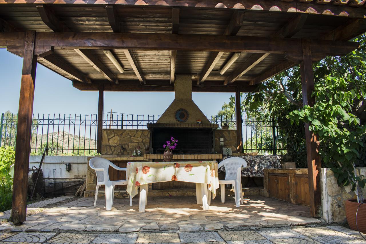 Hostal Anavyssos Garden House Palaiá Fókaia Exterior foto